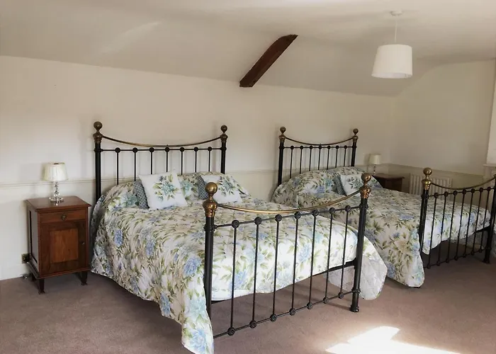 Blacksmiths * Flaxton